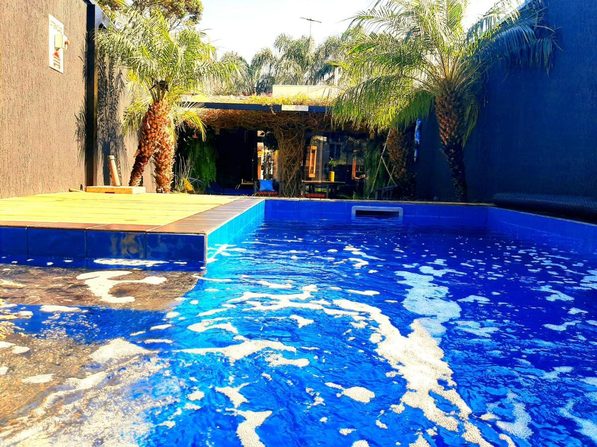 Bangalo Das Lagartixas ,Casa Studio Com Piscina Aquecida Privativa A 20 Minutos Do Centro De Curitiba Colombo Bagian luar foto