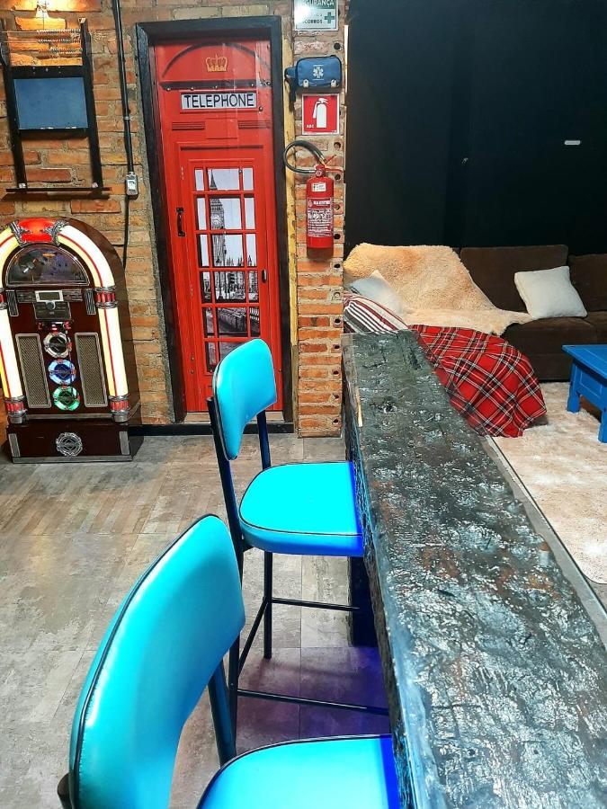 Bangalo Das Lagartixas ,Casa Studio Com Piscina Aquecida Privativa A 20 Minutos Do Centro De Curitiba Colombo Bagian luar foto